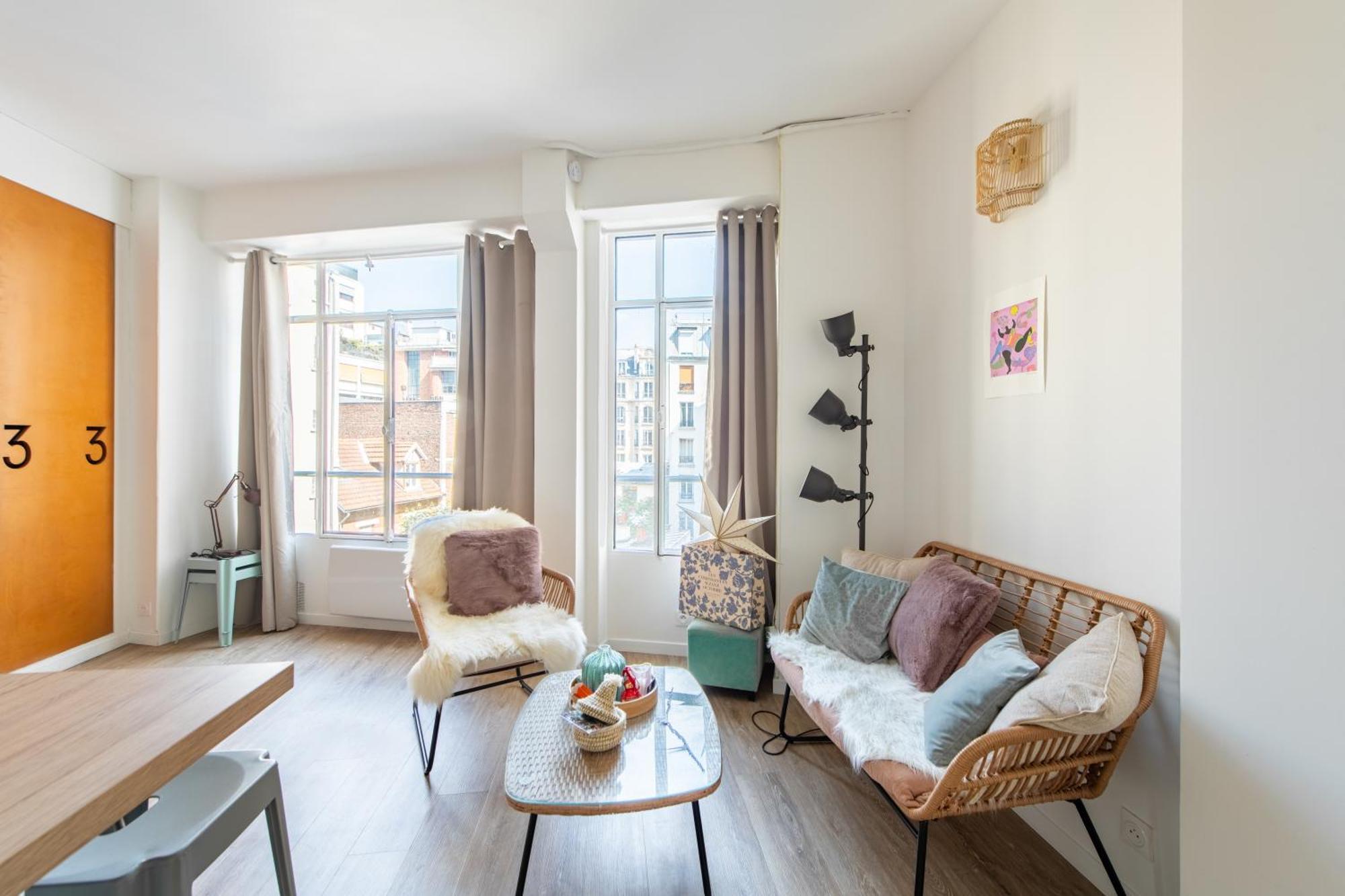 Jules Jouy-joli Studio Proche Montmartre Appartement Parijs